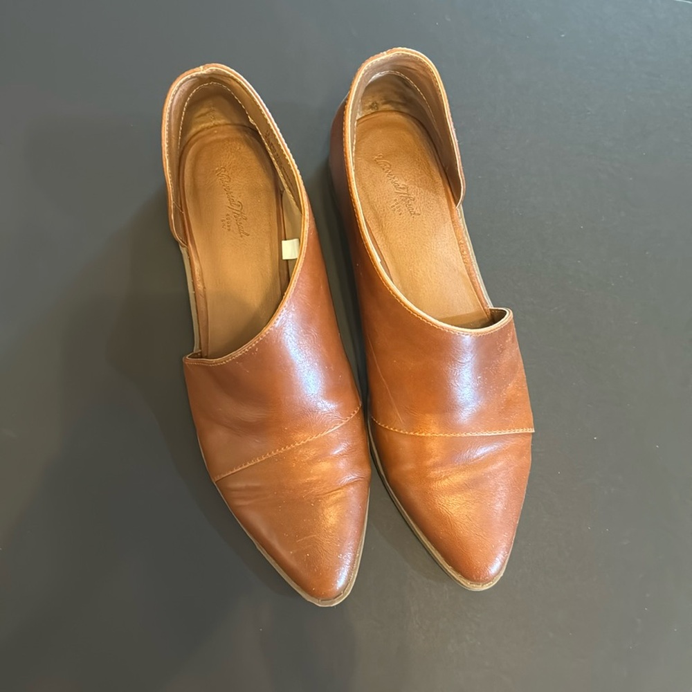 Shoes, Universal threads brown leather flat women’s shoes